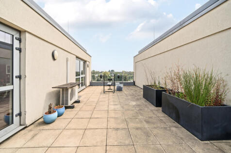 1331132-4-689c964...