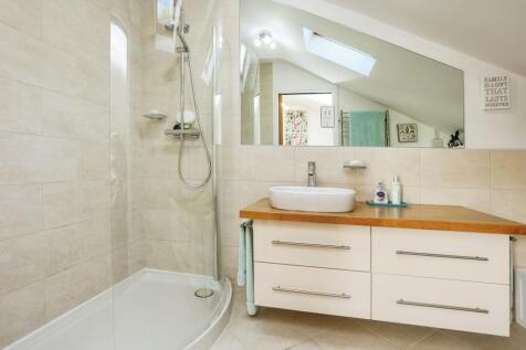 En Suite Shower Room