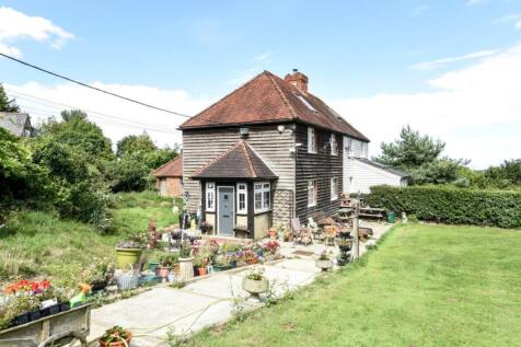 Properties For Sale in Chelsfield - Flats & Houses For Sale in