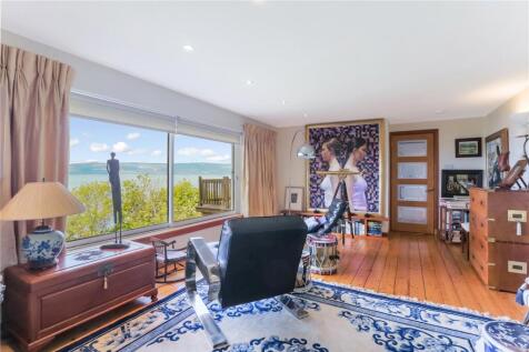 Family Room/Lounge