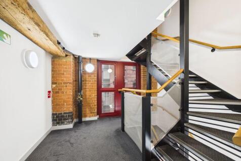 Communal Landing Second Floor