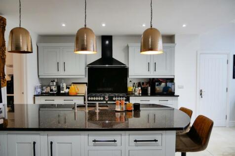 LIVING DINING KITCHEN