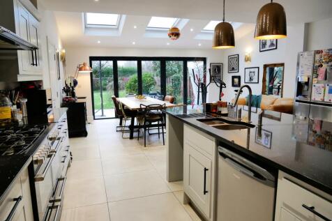 LIVING DINING KITCHEN