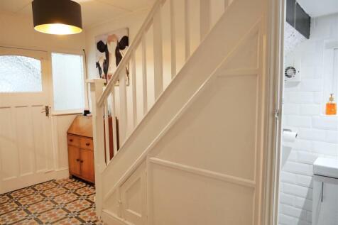 ENTRANCE PORCH