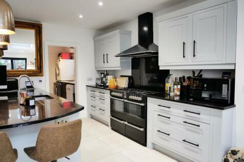LIVING DINING KITCHEN