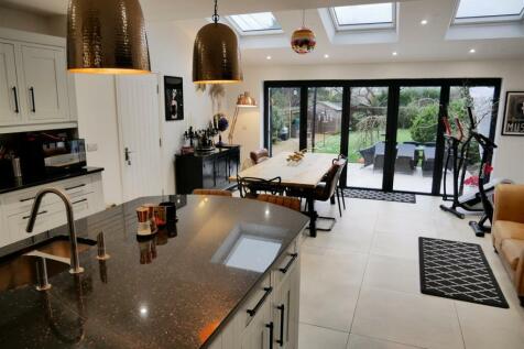 LIVING DINING KITCHEN