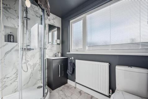 Shower Room.jpg