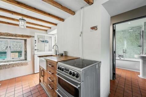 Kitchen to bathroom.jpg