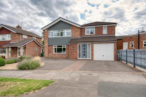 Front of the home.jpg