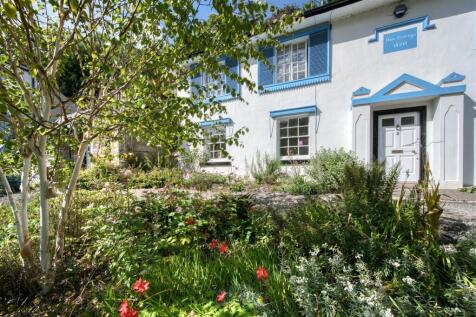 Dale Cottage from flower beds.jpg