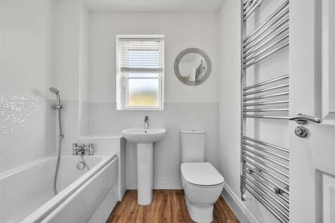 Bathroom from landing.jpg