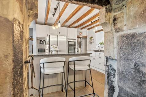 Kitchen island from Snug.jpg