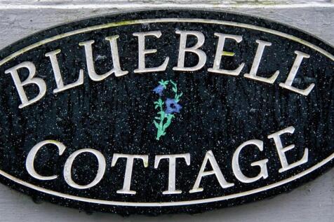 Bluebell Cottage sign.jpg
