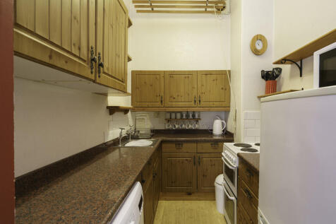 3. Kitchen area 