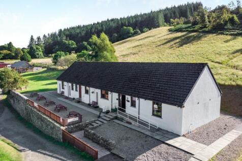 Clunebeg Estate