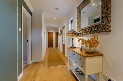 125 Balmacaan Road