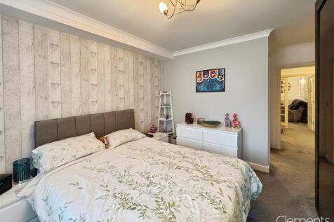 be4821be-Bedroom 20One 202.jpg