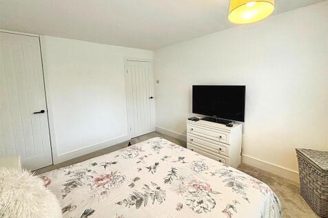 ab966183-Photo 2012-17-25 2C 2012 2004 2053.jpg