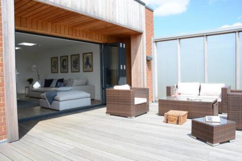 Deck-700x466.jpg