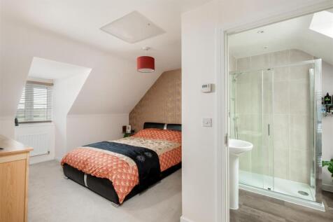 38 Evans Way-10.jpg