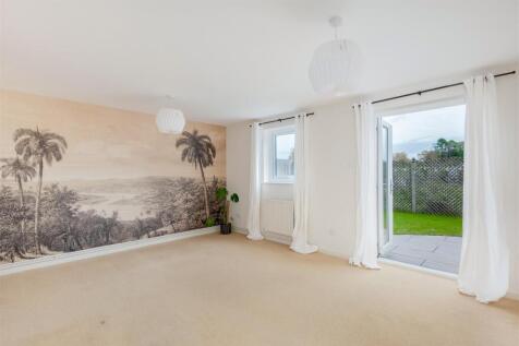 14 Rawlinson Close-1953-2.jpg