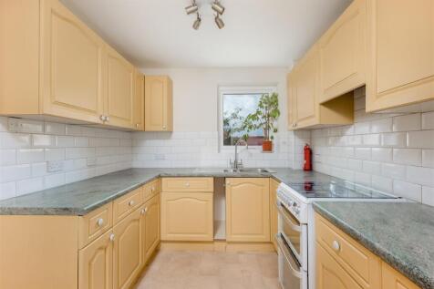 14 Rawlinson Close-1953-4.jpg