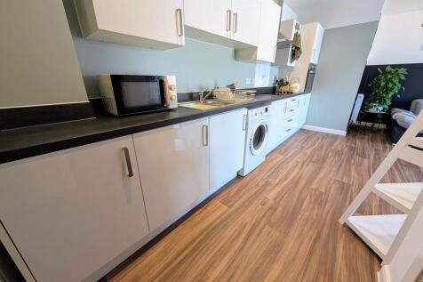 PXL_20250305_1115...