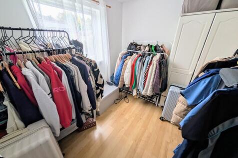 PXL_20251008_1012...