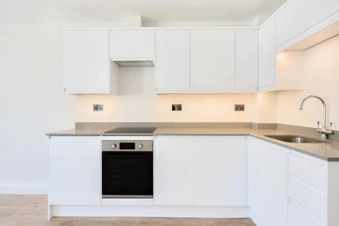 white kitchen 4 - fl
