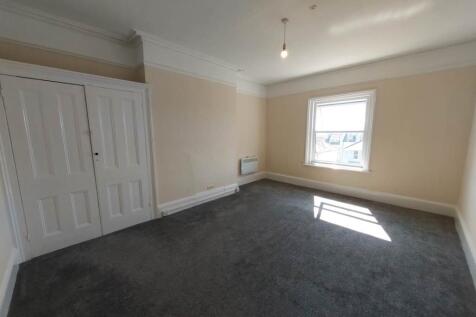 Rear room2