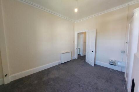 Second bedroom3