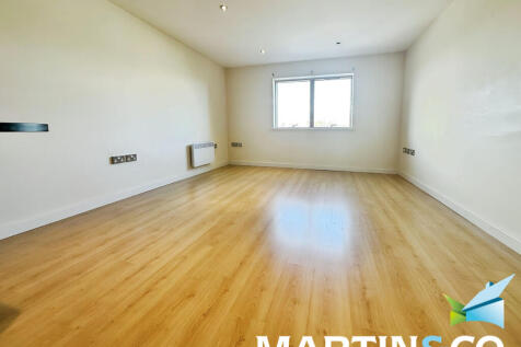 972aeba8-IMG-2025...