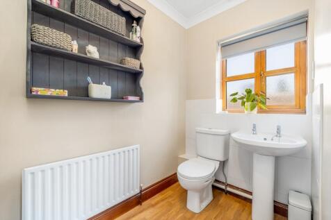 2 Whiteacre Gardens (Gedney)-29
