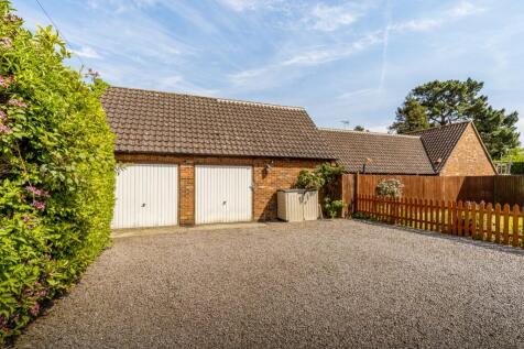 2 Whiteacre Gardens (Gedney)-6