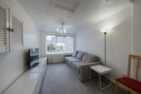 3 Abbots Way-012.JPG