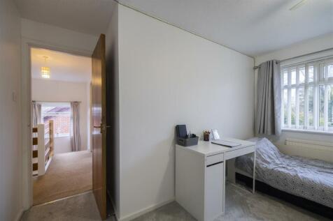 3 Abbots Way-023.JPG