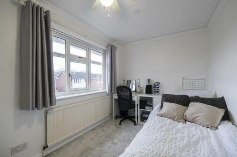 3 Abbots Way-024.JPG