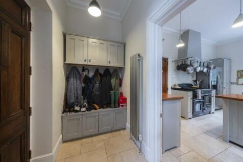 2 Riddings House-002.JPG
