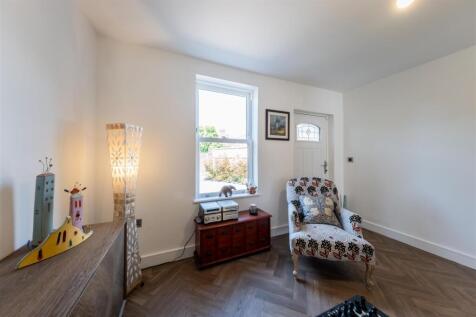14 Burgess Place-018.jpg