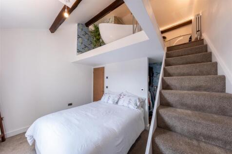 14 Burgess Place-024.jpg