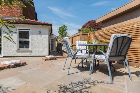 14 Burgess Place-042.jpg