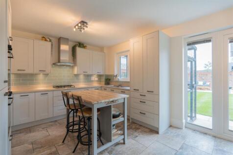 1 Beaufort Close-001.JPG