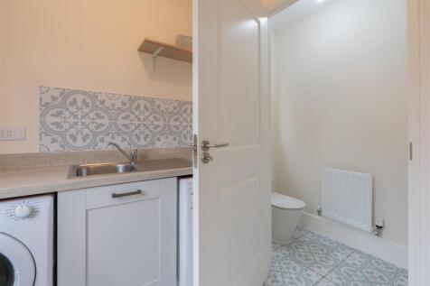 1 Beaufort Close-013.JPG