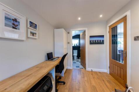 26 The Avenue-017.jpg