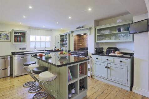 Barley House kitchen view 1.jpg