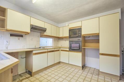 Birds Nest, Hill Road 8.jpg