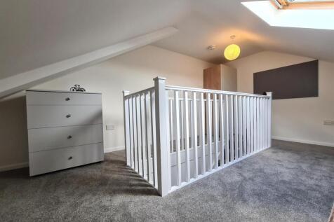 Room 2, Flat 23, The Forum