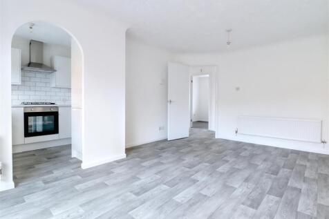 sitting/dining room