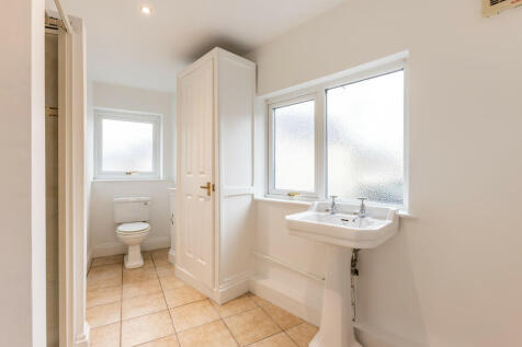 En-Suite Shower R...