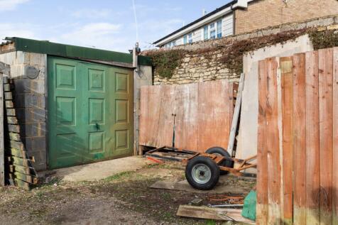 Garage &amp; Parking
